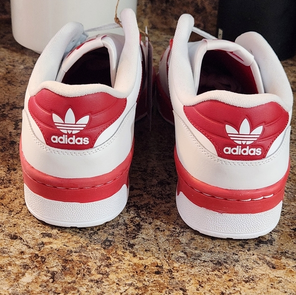 Adidas rivalry low top sneakers. - Picture 3 of 13